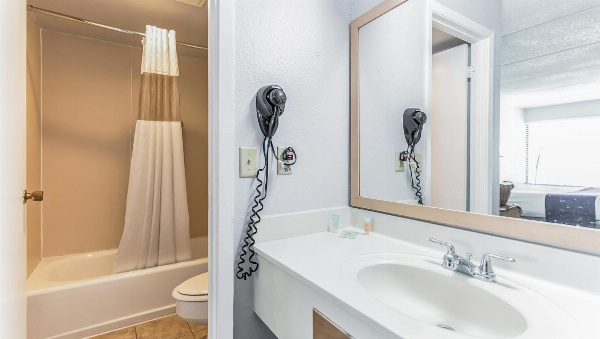 Home 1 Suites Extended Stay - Kissimmee image 38